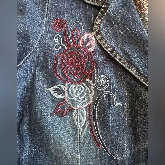 Guess Girls Y2K Embroidered Denim Jacket Blazer Style Size Medium 10-12 - Picture 3 of 9